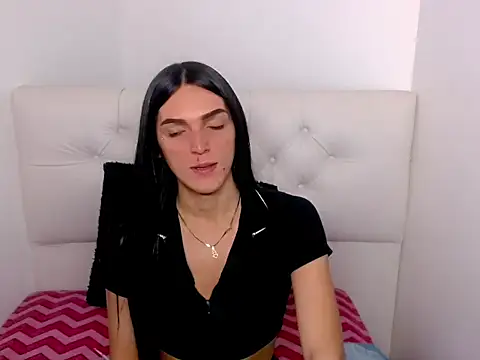 x isabella x online show from August 4, 8:44 pm