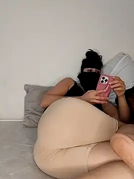 Snapshot of Samaarsexy23 chatting on September 15, 12:49 pm Samaarsexy23 online show from September 15, 12:49 pm