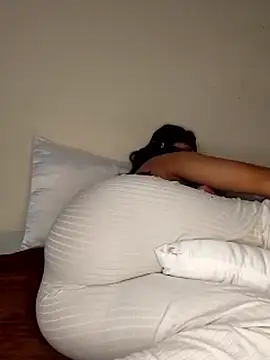 Snapshot of Samaarsexy23 chatting on October 19, 12:11 am Samaarsexy23 online show from October 19, 12:11 am