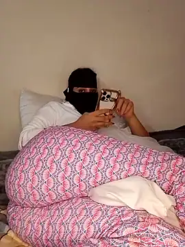 Snapshot of Samaarsexy23 chatting on November 1, 12:29 pm Samaarsexy23 online show from November 1, 12:29 pm