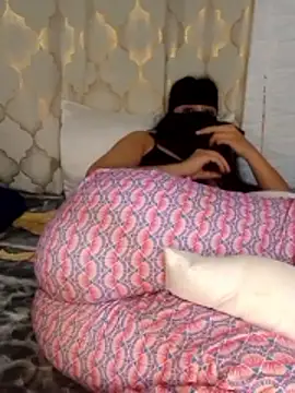 Snapshot of Samaarsexy23 chatting on November 8, 11:21 am Samaarsexy23 online show from November 8, 11:21 am