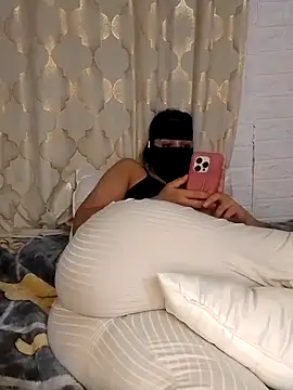 Snapshot of Samaarsexy23 chatting on November 9, 12:47 pm Samaarsexy23 online show from November 9, 12:47 pm