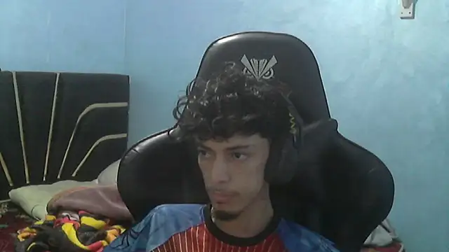 Snapshot of Dark_DesireX chatting on October 31, 3:35 pm Dark DesireX online show from October 31, 3:35 pm