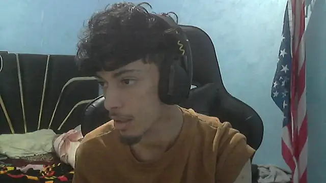 Snapshot of Dark_DesireX chatting on November 3, 5:58 pm Dark DesireX online show from November 3, 5:58 pm