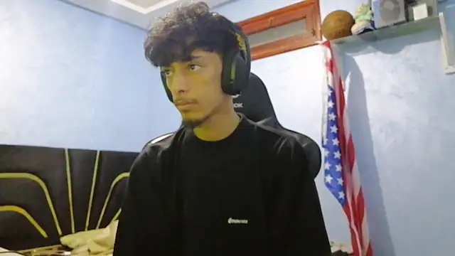 Snapshot of Dark_DesireX chatting on November 6, 4:41 pm Dark DesireX online show from November 6, 4:41 pm