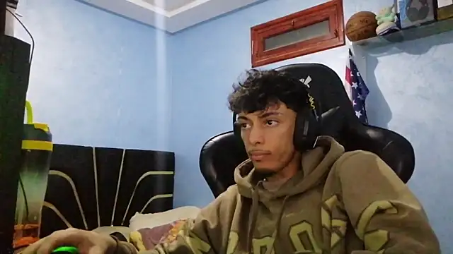 Dark DesireX online show from March 9, 7:29 pm