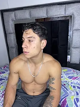 Snapshot of MR_MUSCLE chatting on November 14, 11:31 am MR MUSCLE online show from November 14, 11:31 am