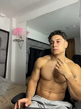 Snapshot of MR_MUSCLE chatting on November 19, 12:05 pm MR MUSCLE online show from November 19, 12:05 pm