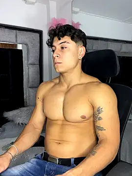 Snapshot of MR_MUSCLE chatting on December 4, 12:25 pm MR MUSCLE online show from December 4, 12:25 pm