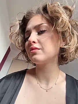 KellyKeler online show from February 28, 12:39 pm