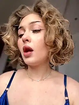 KellyKeler online show from March 31, 11:21 am