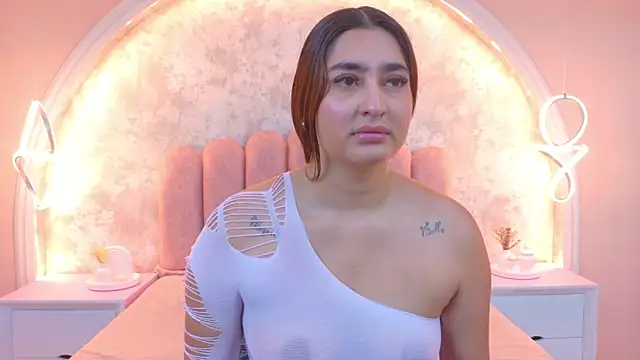 Snapshot of JasmineRhodes chatting on October 28, 12:52 pm JasmineRhodes online show from October 28, 12:52 pm