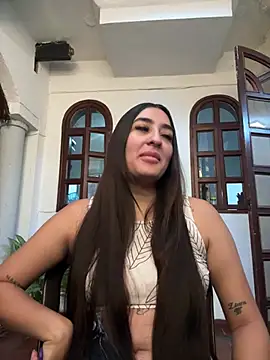 JasmineRhodes online show from July 21, 1:24 pm