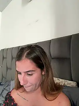 AllieYourGirl online show from July 12, 5:37 pm