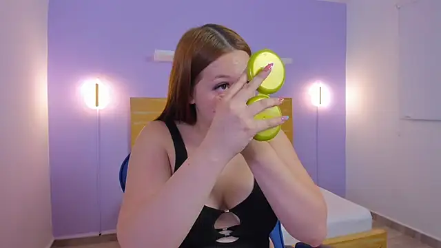 kitty sweeety  online show from April 22, 7:37 pm