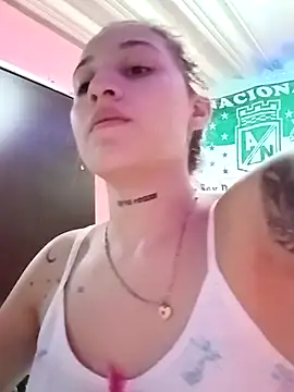 Arii collins1 online show from September 25, 5:44 am