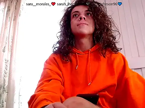 saara johnson496 online show from December 2, 11:48 am