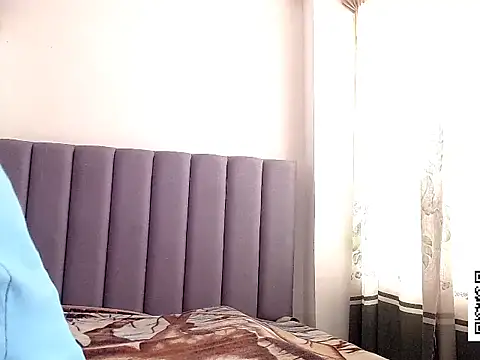 saara johnson496 online show from January 13, 2:22 pm