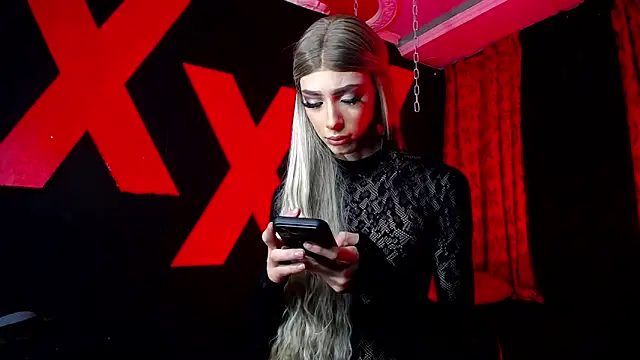 Snapshot of abrilbigcock chatting on September 19, 2:24 am abrilbigcock online show from September 19, 2:24 am