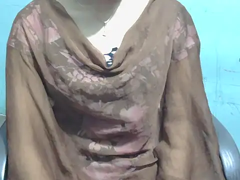 Snapshot of lovely_soniya chatting on September 22, 5:42 am lovely soniya online show from September 22, 5:42 am