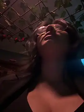 Michelle Zoe online show from October 12, 12:31 am