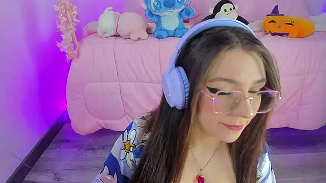 hannacutegod online show from April 15, 5:58 am