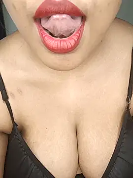 sex-withcouple online show from April 5, 3:04 am