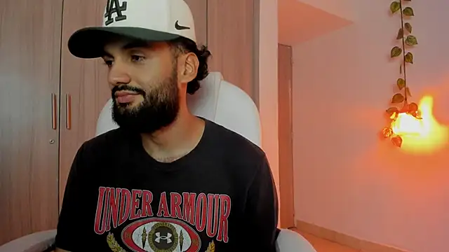 Snapshot of Ryan_Jackson_ chatting on September 10, 11:38 pm Ryan Jackson  online show from September 10, 11:38 pm