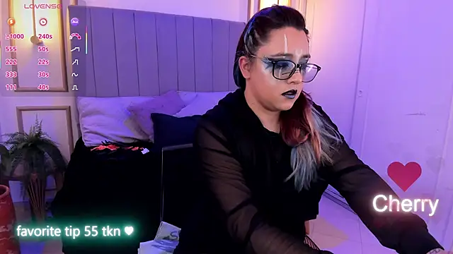 Snapshot of Cherry_blush_ chatting on October 9, 8:07 pm Cherry blush  online show from October 9, 8:07 pm