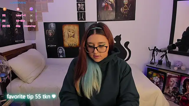 Cherry blush  online show from November 20, 7:35 pm