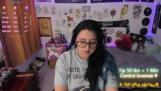 Cherry blush  online show from April 13, 10:48 pm