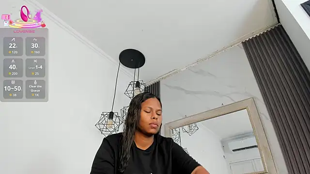 keyla mejia online show from June 7, 11:58 am