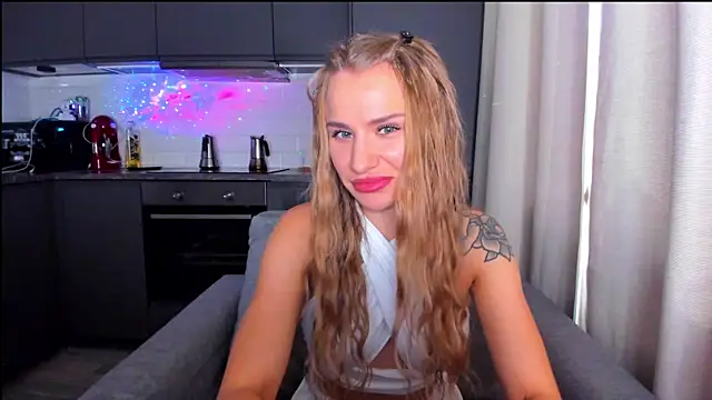 MashaFromRussia   online show from September 15, 7:41 am