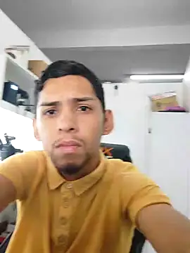 Snapshot of Oqui chatting on February 26, 5:34 pm Oqui online show from February 26, 5:34 pm