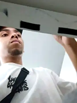 Snapshot of Oqui chatting on March 2, 7:10 pm Oqui online show from March 2, 7:10 pm