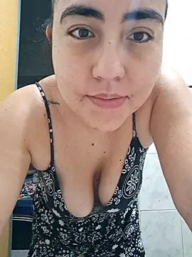 Snapshot of SweettyNaugthy chatting on September 17, 9:55 am SweettyNaugthy online show from September 17, 9:55 am