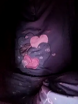 Hottiesophie online show from April 6, 8:10 pm