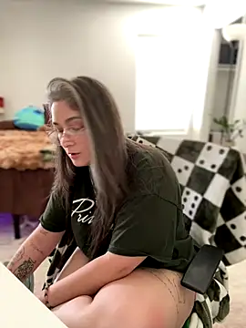 Alix Valentine online show from September 8, 7:46 pm