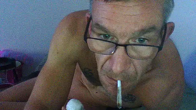 Kevinhot38 online show from October 27, 3:32 am