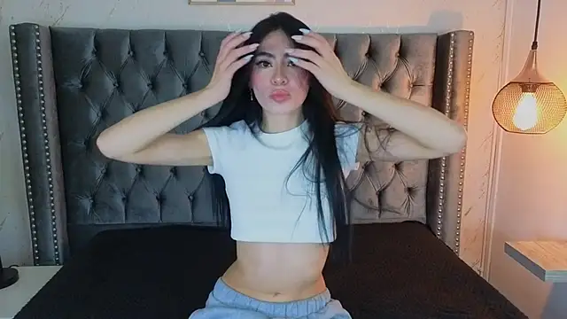 Anya Belth online show from April 21, 7:39 pm