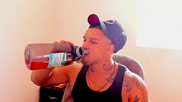 Marck Mathews online show from December 18, 6:14 pm