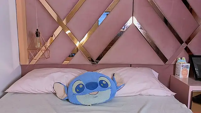 Snapshot of Sthephany_grand chatting on September 11, 4:29 pm Sthephany grand online show from September 11, 4:29 pm