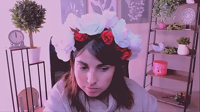 Snapshot of MartaEdams chatting on September 16, 6:03 am MartaEdams online show from September 16, 6:03 am