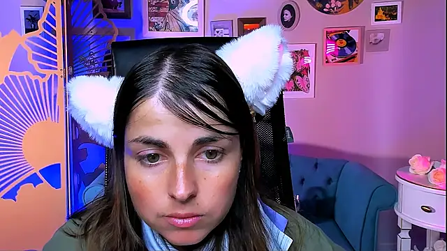 Snapshot of MartaEdams chatting on September 20, 5:52 am MartaEdams online show from September 20, 5:52 am