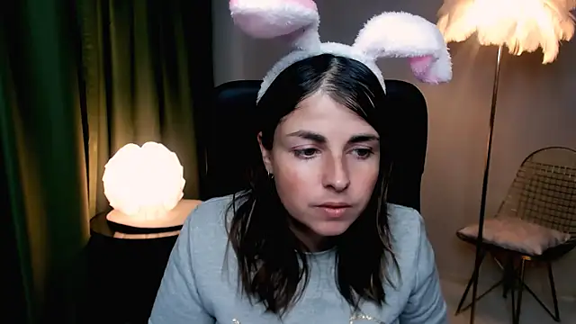 Snapshot of MartaEdams chatting on October 8, 6:11 am MartaEdams online show from October 8, 6:11 am