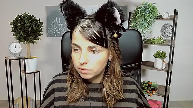 Snapshot of MartaEdams chatting on October 15, 6:02 am MartaEdams online show from October 15, 6:02 am