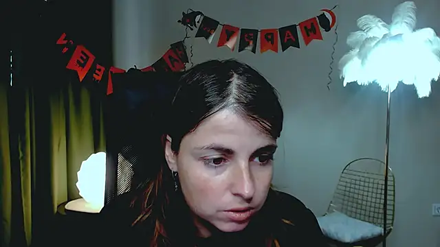 Snapshot of MartaEdams chatting on October 22, 7:30 am MartaEdams online show from October 22, 7:30 am