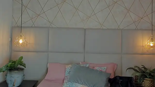 SamayRyann online show from April 22, 1:34 pm