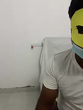 Snapshot of venom-172 chatting on December 22, 5:43 pm venom-172 online show from December 22, 5:43 pm