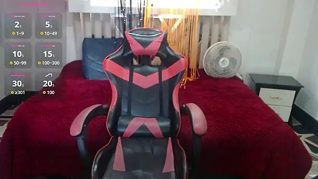 Snapshot of miaa_scott7 chatting on November 9, 12:58 pm miaa scott7 online show from November 9, 12:58 pm